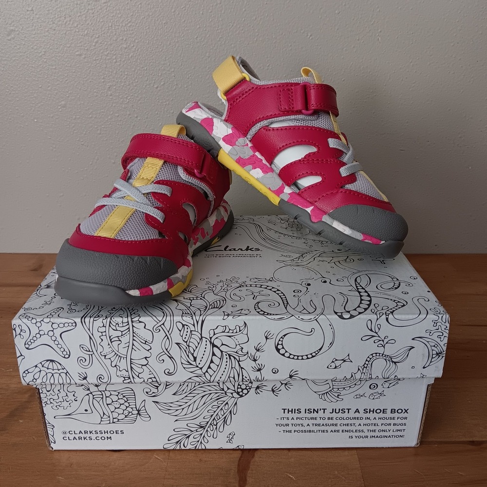 Clarks Steggy Roar K Sandals Kids 9.5 Pink New Breathable Outdoor Strappy Shoes